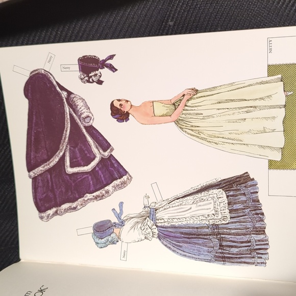 Fashion Paper Dolls from Godey's Lady's Book 1977 Victorian Era 1840-1854 Uncut - Picture 5 of 5